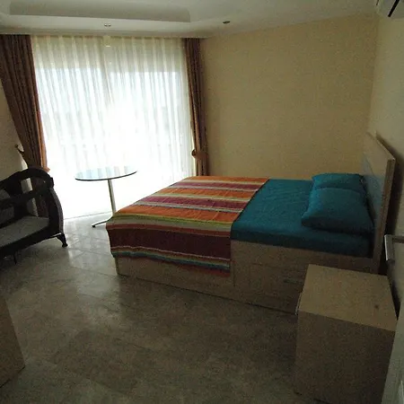Villa Green Golf Villas *